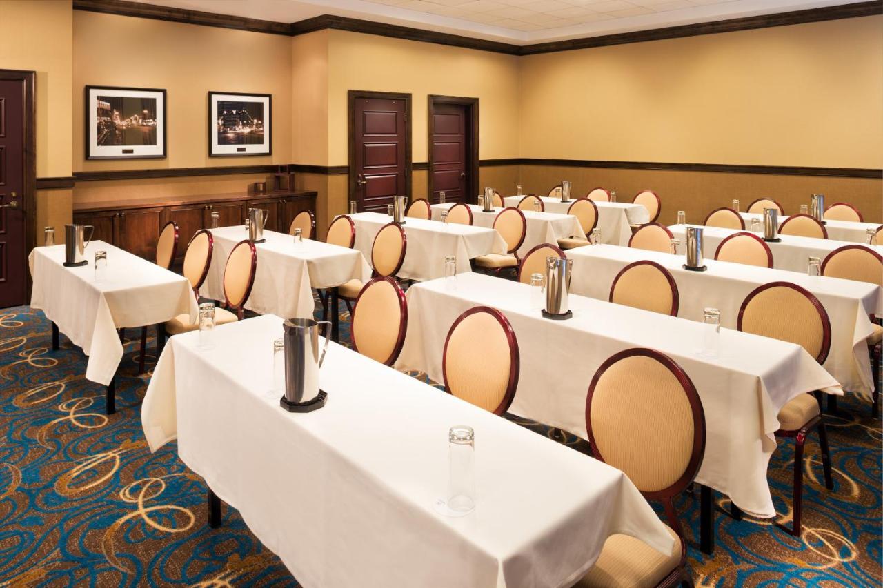 Sheraton Hotel Minneapolis Midtown Экстерьер фото