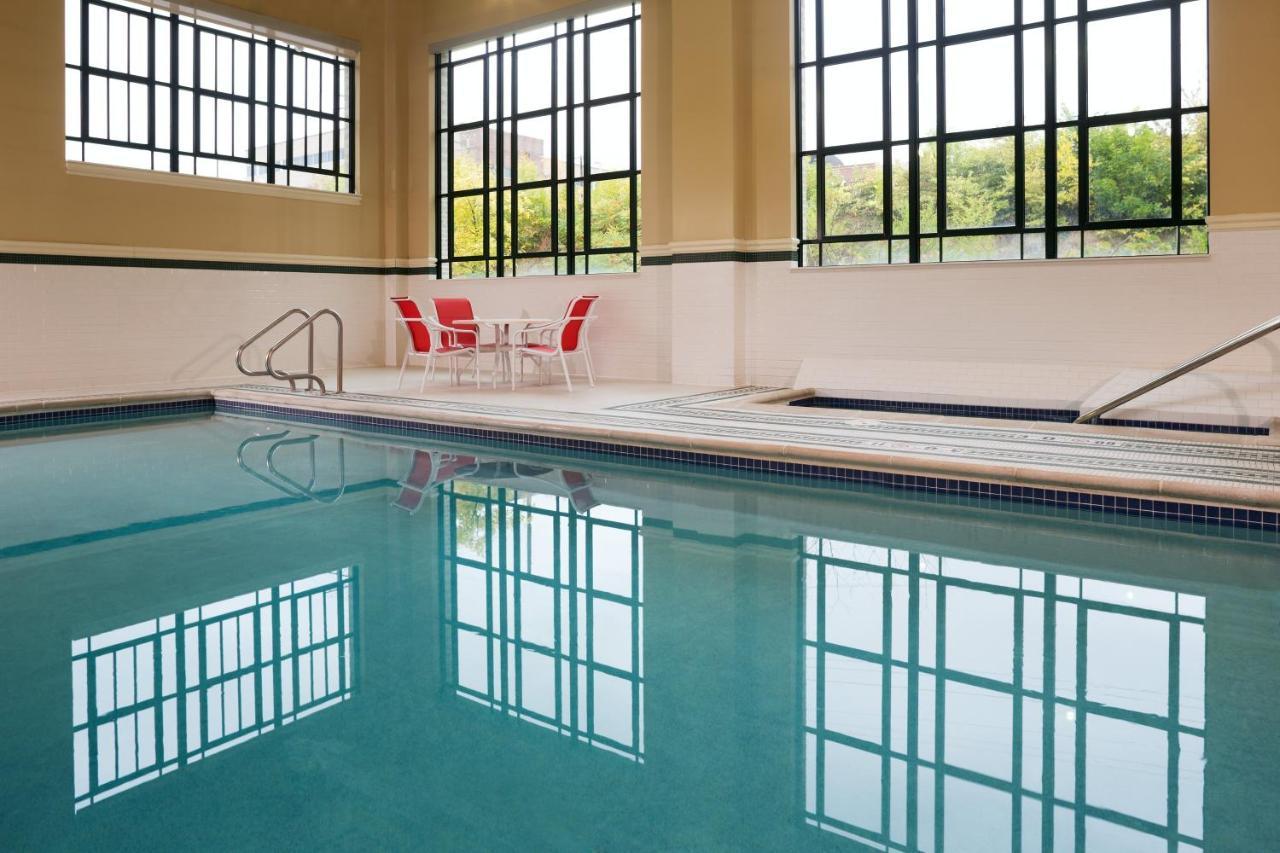 Sheraton Hotel Minneapolis Midtown Экстерьер фото